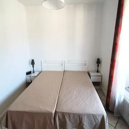 Apartment 2 For 4 People *
