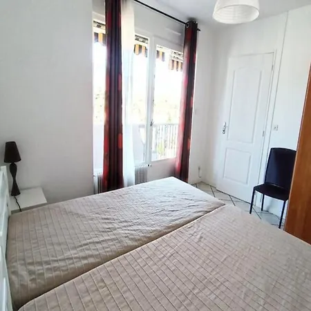 Apartment 2 For 4 People *